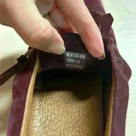 Frye Bordeaux Gemma Kiltie Suede Leather Slip-On Buckle Detail Sneaker Sz 7 - Picture 3 of 7